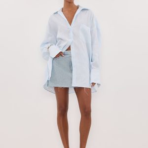 LIGHT RINSE DENIM MINI SKIRT
